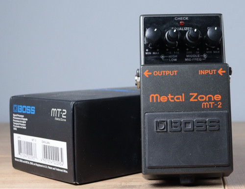 Boss metal distortion - mt-2,
