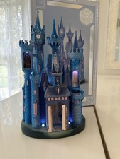 DISNEY CASTLE COLLECTION LIGHT