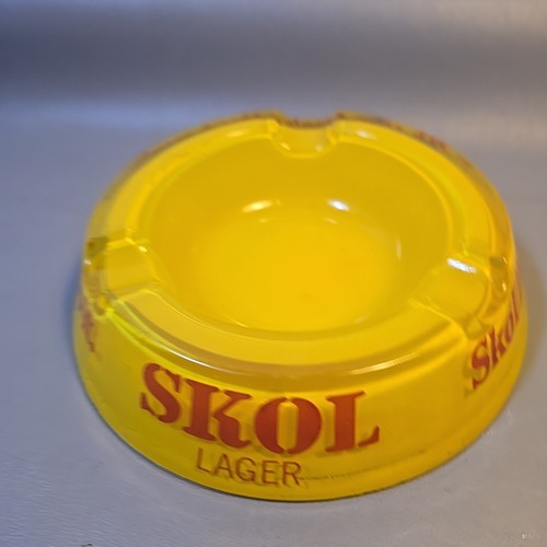 Vintage skol larger - larger, ashtray