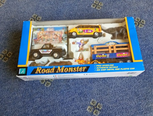 Road monster circus themed - "road, circus-themed
