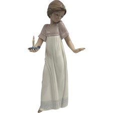 Vintage Nao By Lladro Figurine