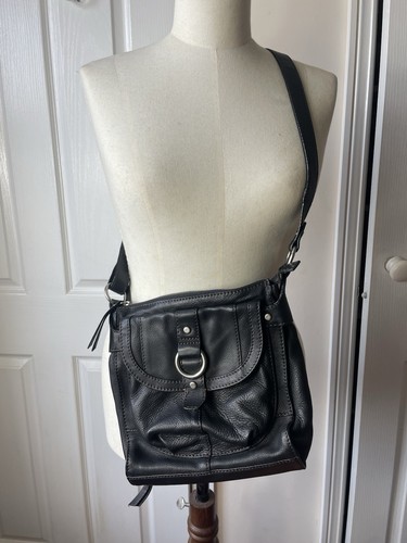 Fossil black pebbled - black, leather