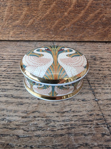 Vintage swan trinket box - box, fine