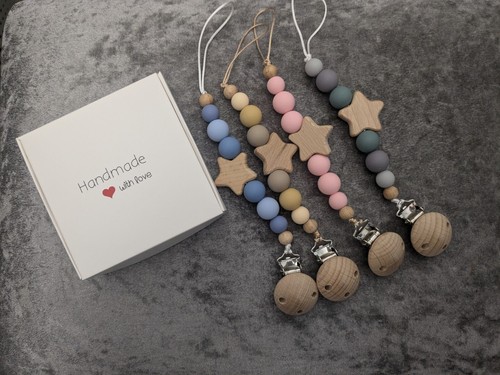 Wooden baby dummy clips - ,