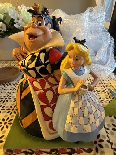 Disney showcase alice - showcase,