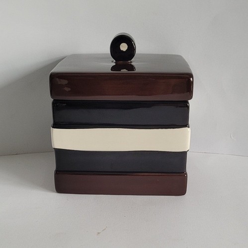 Liquorice allsorts bassetts - liquorice,