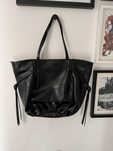 Zara black faux leather bucket - black,