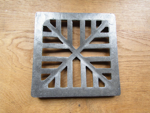 Rustic iron drain - cover, square