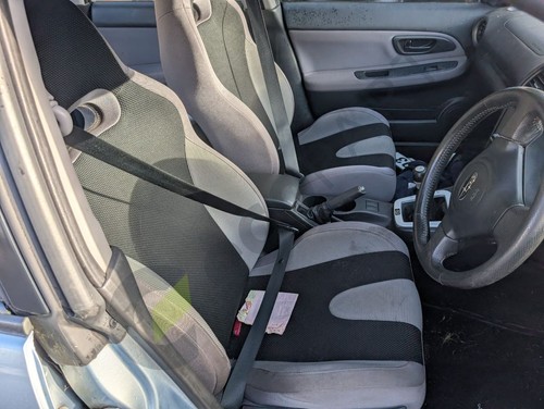 Subaru right front seat - right,