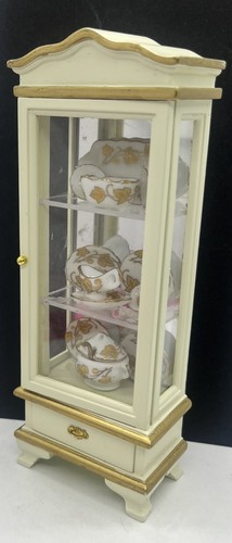 Dolls house furniture cream - , &