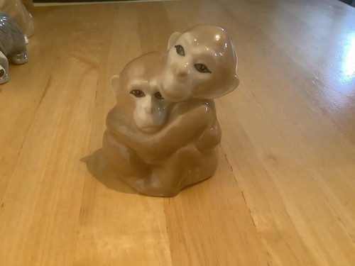Szeiler pottery two monkeys - szeiler,