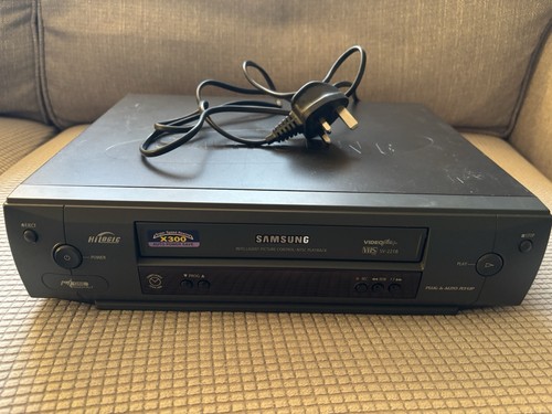 Samsung vhs player - player, sv-221b