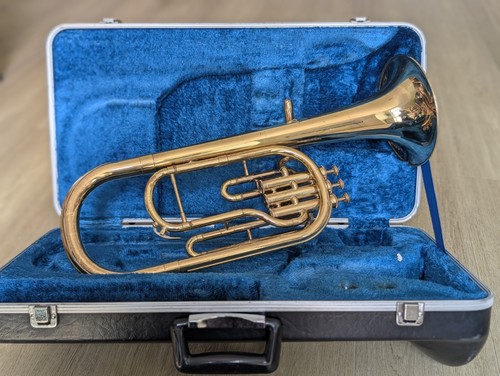 Tenor horn alto - tenor,