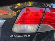 2013 TOYOTA AVENSIS RHD