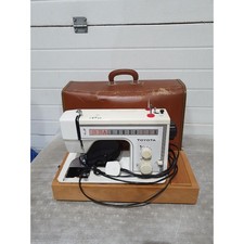 Vintage Toyota 200 Sewing