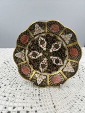 Abbeydale chrysanthemum Pin