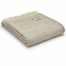 TWEEDMILL TEXTILES 100% Wool Sofa Bed Blanket FISHBONE HAZEL & CREAM KNEE RUG