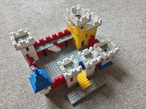 Lego weetabix castle - weetabix,