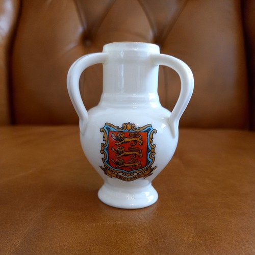 Goss crested china model - wh,