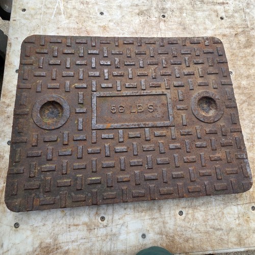 Cast iron manhole cover 675mm - iron,