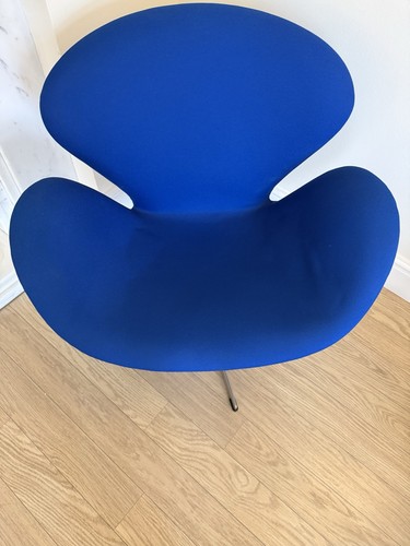 Stunning arne jacobsen replica - jacobsen,