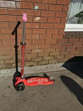 Micro Scooter Red Maxi Deluxe