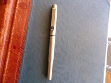 PARKER 25 FOUNTAIN PEN