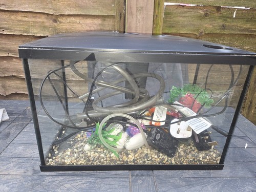 Used fish 25l 42x26x22cm - fish,