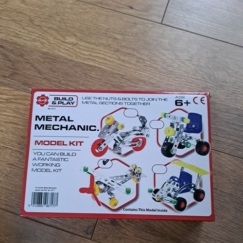 Metal mechanic model kit build - metal,