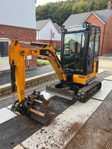 Mini digger excavator - excavator, dumper