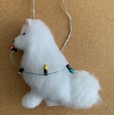 SAMOYED with  CHRISTMAS LIGHTS - Part needle felted DOG