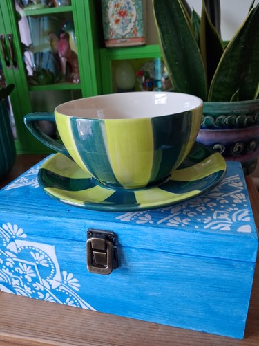 Large ceramic breakfast cup - large,