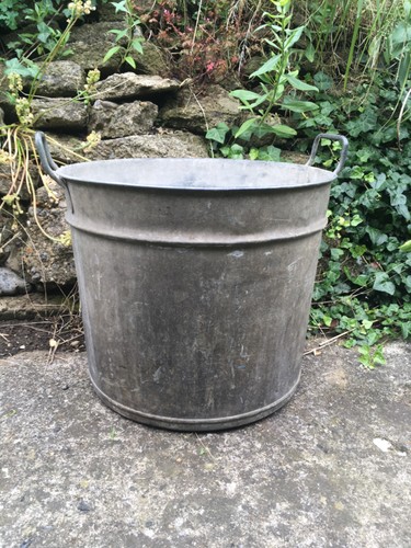 Tall galvanised zinc - , metal
