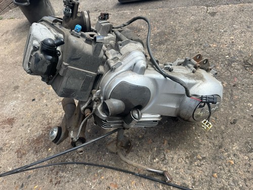 2012 piaggio vespa 125cc 4 - ⭐2012,