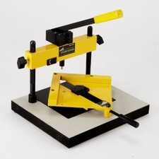 Logan F300-1 Studio Joiner : Picture Frame Underpinner / V Nailer 