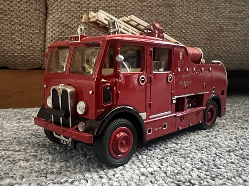 Fire brigade models - 1/48,