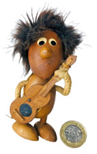 Wood Ornament Figure Gonk Guitar Player Danish Mid Century Hairy Vintage ra