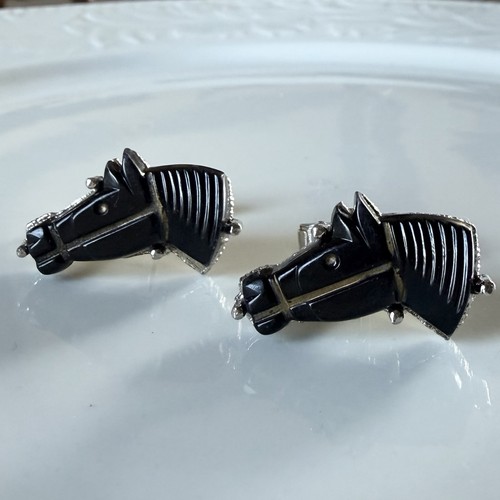 Vintage black horse head - vintage,