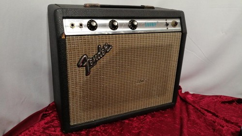Fender guitar amplifier - fender,