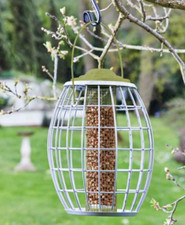 SMART GARDEN Ultra Squirrel Proof Peanut Feeder