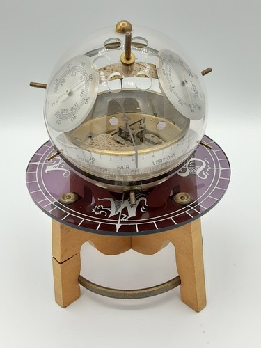 Vintage 1960s sputnik - sputnik, weather