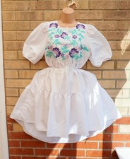 Vera & Lucy white embroidered