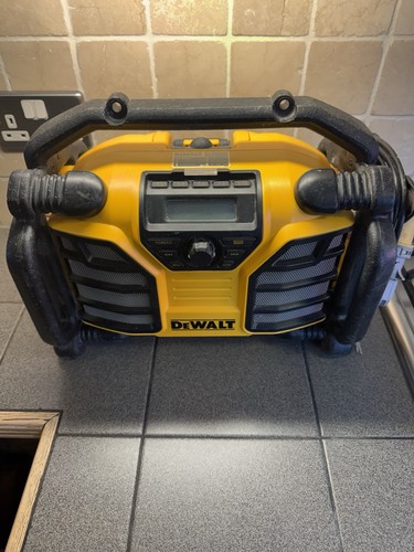 Dewalt dcr017 dab radio - radio, 110v