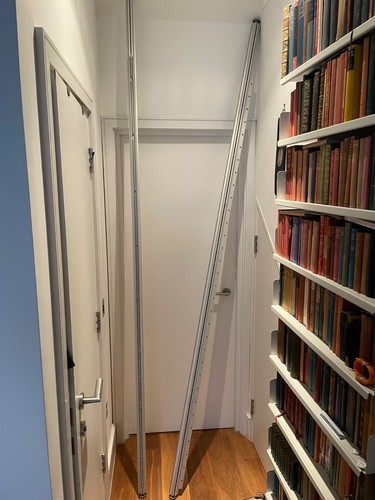 2no vitsoe 261cm posts with - 2no,