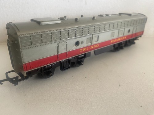 Triang r58 silver red 4008 - triang,