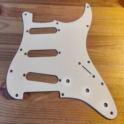 Used 2015 squier fender sss - used, by