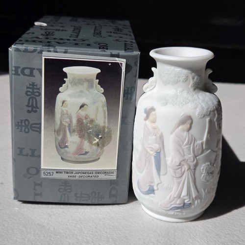 Lladro mini vase 5257 - vase, mint