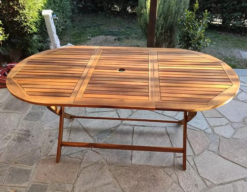 Large garden dining table - large,