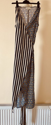 Never fully dressed wrap - fully,