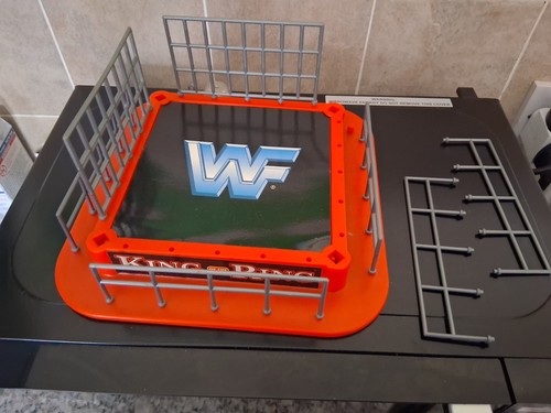 Wwf jakks mini figure king - king, of